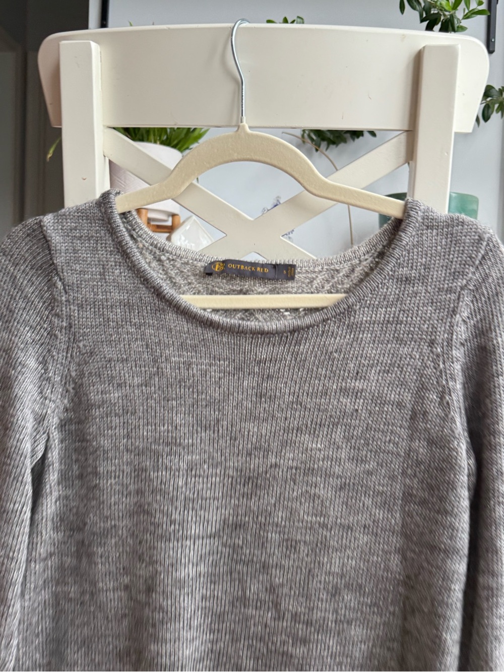 Outback Red Women's Light Heather Gray Crew Neck Sweater